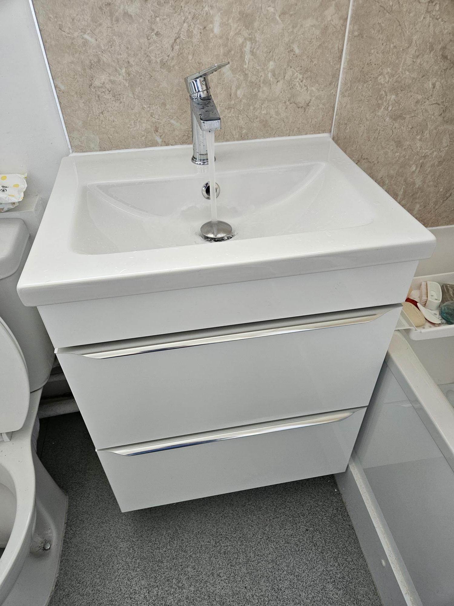 Sink and vanity unit with drawers